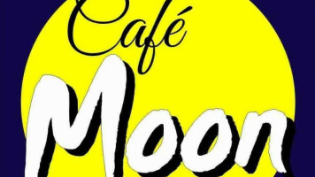 Café Moon food