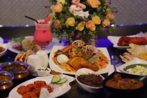 Taj Kitchen food