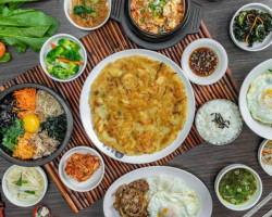 Qìng Zhōu Guǎn Hán Shì Liào Lǐ food