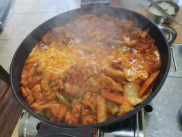 Illnara Korean restaurant food