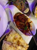 Taj Mahal Authentic Indian Restaurant food