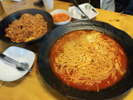 춘봉당 food