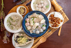 ā Zhōng Yú Wán food