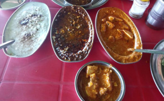 Gurbaksh Vaishno Punjabi Dhaba food