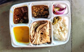 Hari Om Bhojanalay food