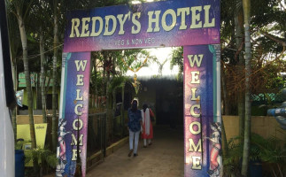 Reddy's Dhaba And Family food