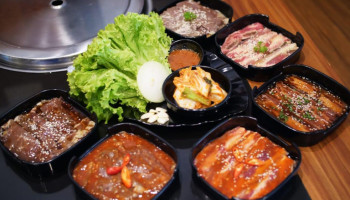 Daebag'yu Korean Bbq Bintaro food