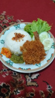 Warung Mpok Nunung Bintaro food