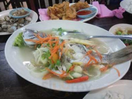 Nurul Ikan Bakar food