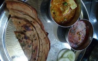 Chokhi Dhani Restaurent food