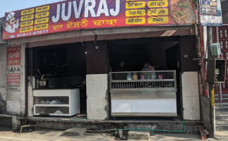 Juvraj Vaishno Dhaba food