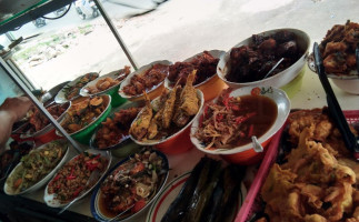 Rumah Makan Betawi Senang Hati food