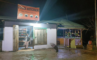 Palei Kitchen outside