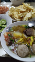 Soto Bakso Oding food