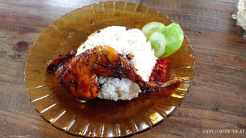 Ayam Bakar Kampung Pulo food