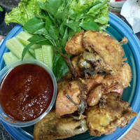 Ayam Tulang Lunak Ibu Yanti food