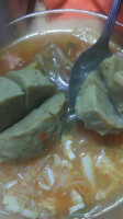 Soto Ayam Mpok Penih H Soom food
