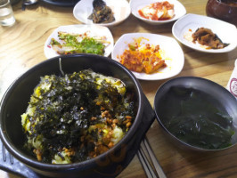 국수와콩나물밥 food