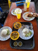 Itik Salai Masthar food