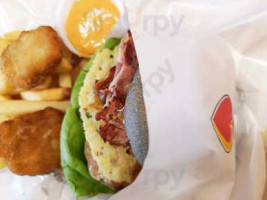 Spade's Burger Kampar (the Origins Outlet) food