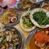 Weng Fung Seafood food