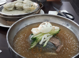 30년전통속초코다리냉면 food