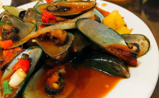 Bakmie Seafood 96 Pondok Jaya inside