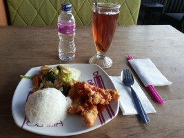 Solaria Mall Alam Sutera food