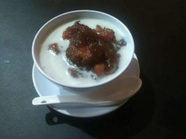 Pondok Bubur Bebe Gintung food