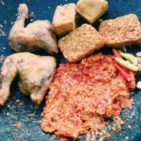 Ayam Gepuk Pak Gembus Rsu Kota Tangerang Selatan food