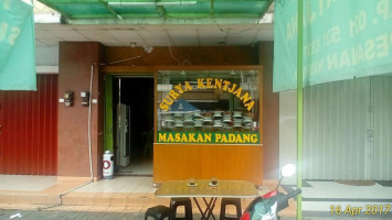 Masakan Padang Surya Kencana food