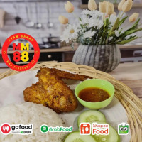 Ayam Bakar Mm88 Villa Melati Mas food