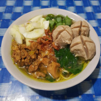 Mie Ayam Bakso Mas Agung Klonthong food