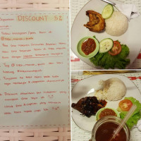 Cafe Merah Putih food