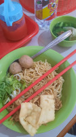 Mie Yamien Bandung Bakso Wonogiri Iwan Jaya food