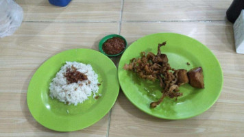 Nasi Uduk Betawi Kebon Kacang food