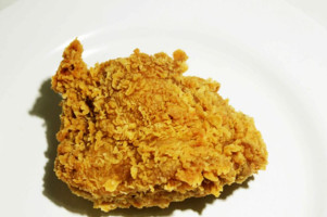 Hisana Fried Chicken food