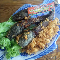 Kedai Pecel Lele Pecel Ayam Kremes Ibok Mimi food