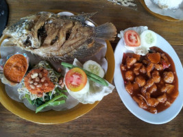 Warung Mina Abang food