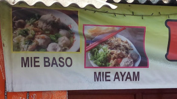 Bakso Dhana food