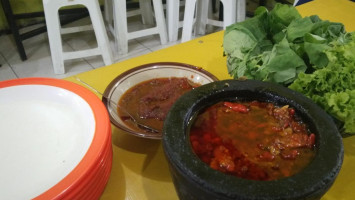 Warung Nasi Alam Sunda food