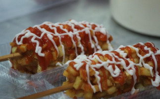 Tanghot Kentang Hotdog food