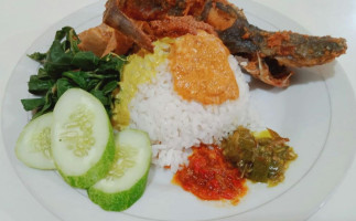 Rumah Makan Duta Minang Masakan Padang food