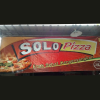 Solo Pizza Sukoharjo food