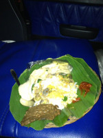 Nasi Liwet Yu Tukinem food