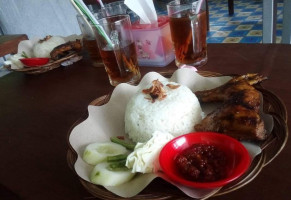 Rm Wahyu Ngupoyo Upo Toriyo food