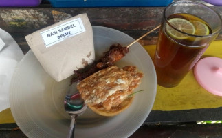 Sate Dan Wedangan Pojok Bambu Mas Antok food