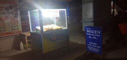 Molen Top Cake Mas As Alun Alun Tejo food