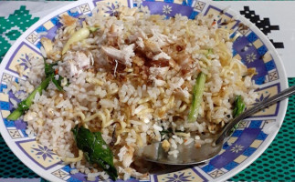 Nasgor Putra Mahesa food