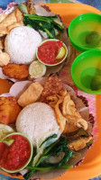 Warung Talwas food